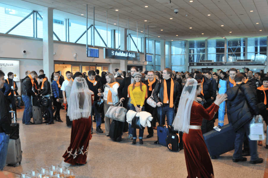 EXCLUSIVE TOURS EXCLUSIVE MEETING

Meeting at the airport with national dances to live music, traditional sweets and Armenian Brandy
We are willing to make your every arrival a holiday in Armenia.