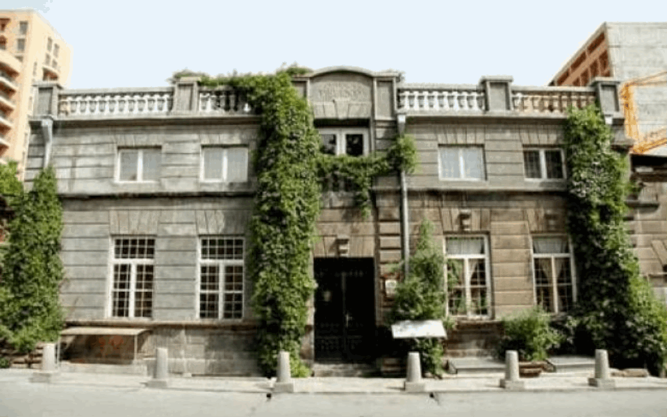 ՀՅՈՒՐԱՆՈՑ ԵՐԵՎԱՆՈՒՄ VILLA DELENDA YEREVAN