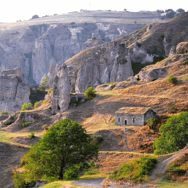 ՏՈՒՐԵՐ ARENI, WINE TESTING, TATEV ROPEWAY,OLD KHNDZORESK